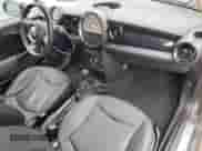 2011 MINI Hardtop z VIN WMWSU3C54BT253391, wystawiony jako Copart lot #57215905 z przebiegiem 199 273 mil mil oraz Czysty tytuł • Clean title. Historia ofert i sprzedaży dostępna na DreamBid. Obrazek 8.
