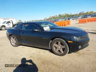 2011 Chevrolet Camaro 1LT с VIN 2G1FB1ED4B9102229, выставлен на аукционе IAAI как лот 43307038 с пробегом 109 745 миль миль и . История ставок и продаж доступна на DreamBid. Изображение 1.