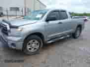 2012 Toyota Tundra z VIN 5TFRU5F14CX027982, wystawiony jako IAAI lot #42369647 z przebiegiem 169 286 mil mil oraz . Historia ofert i sprzedaży dostępna na DreamBid. Obrazek 2.