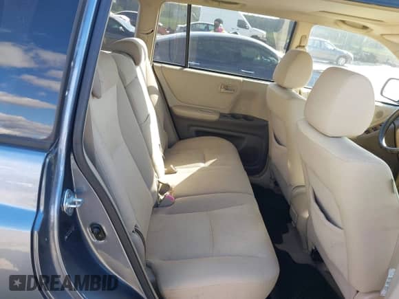 2006 Toyota Highlander w/3rd Row with VIN JTEEP21A960154957, listed as a IAAI auction lot 43528035 with 89,247 mi miles and . Bid and sale history available at DreamBid. Image 8.