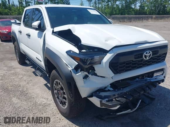 2024 Toyota Tacoma SR5 with VIN 3TYLB5JNXRT041930, listed as a IAAI auction lot 41090783 with 1,237 mi miles and . Bid and sale history available at DreamBid. Image 6.