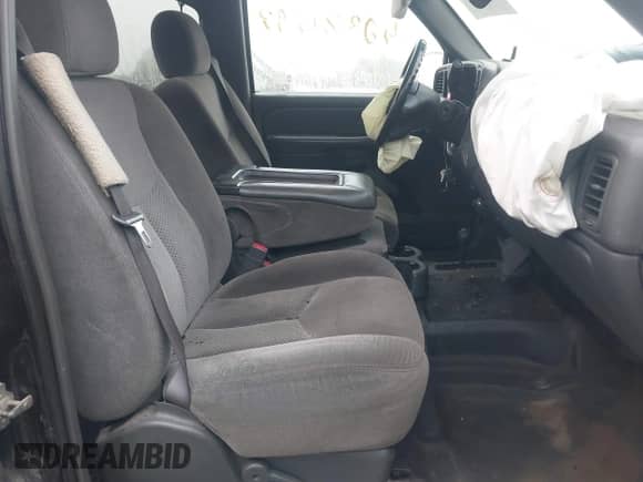 2006 Chevrolet Silverado 2500HD LT3 с VIN 1GCHK23D66F200054, выставлен на аукционе IAAI как лот 42301893 с пробегом 165 624 миль миль и . История ставок и продаж доступна на DreamBid. Изображение 5.