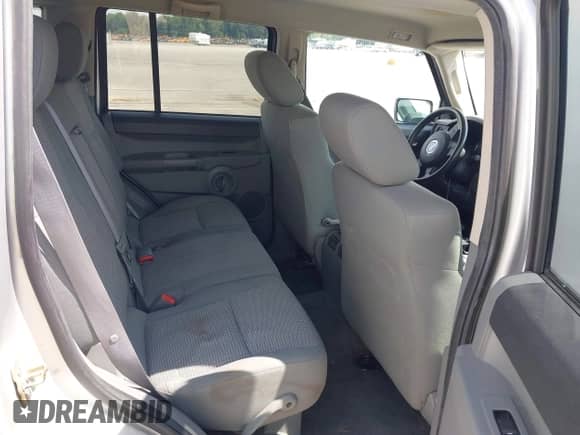 2007 Jeep Commander Sport с VIN 1J8HG48K67C633860, выставлен на аукционе IAAI как лот 42670080 с пробегом 227 412 миль миль и . История ставок и продаж доступна на DreamBid. Изображение 8.