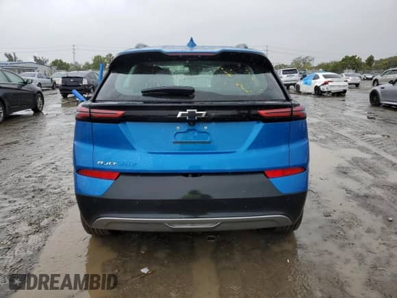 2022 Chevrolet Bolt EUV Premier с VIN 1G1FZ6S03N4115331, выставлен на аукционе Copart как лот 45604453 с пробегом 2 875 миль миль и . История ставок и продаж доступна на DreamBid. Изображение 6.