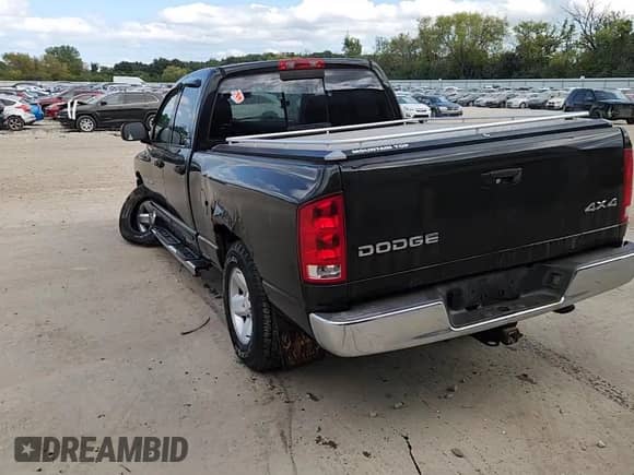 2002 Dodge 1500 с VIN 3D7HU18N62G137929, выставлен на аукционе Copart как лот 70961205 с пробегом 127 086 миль миль и Чистый • Clean title. История ставок и продаж доступна на DreamBid. Изображение 13.