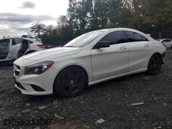 2015 Mercedes-Benz CLA 250 с VIN WDDSJ4EB4FN218600, выставлен на аукционе Copart как лот 86599385 с пробегом 188 420 миль миль и Списание • Salvage title. История ставок и продаж доступна на DreamBid. Изображение 1.