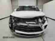 2025 Chevrolet Blazer LT z VIN 3GNKBCR4XSS173635, wystawiony jako Copart lot #89838315 z przebiegiem 8 911 mil mil oraz Czysty tytuł • Clean title. Historia ofert i sprzedaży dostępna na DreamBid. Obrazek 5.