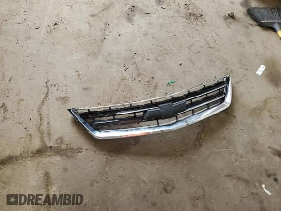 2015 Chevrolet Impala LS с VIN 1G11Z5SL1FU106417, выставлен на аукционе Copart как лот 82039415 с пробегом 143 111 миль миль и Чистый • Clean title. История ставок и продаж доступна на DreamBid. Изображение 12.