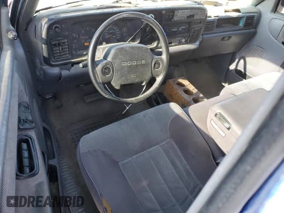 1997 Dodge 1500 с VIN 3B7HF13Z5VG750546, выставлен на аукционе Copart как лот 57771645 с пробегом 206 802 миль миль и Чистый • Clean title. История ставок и продаж доступна на DreamBid. Изображение 8.