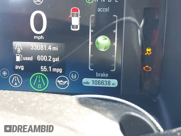 2015 Chevrolet Volt z VIN 1G1RD6E43FU102560, wystawiony jako IAAI lot #43595883 z przebiegiem 106 638 mil mil oraz . Historia ofert i sprzedaży dostępna na DreamBid. Obrazek 12.