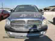2007 Dodge 1500 ST z VIN 1D7HA18P77S237970, wystawiony jako Copart lot #52456175 z przebiegiem 209 335 mil mil oraz Czysty tytuł • Clean title. Historia ofert i sprzedaży dostępna na DreamBid. Obrazek 5.