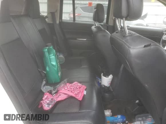 2017 Jeep Compass Latitude with VIN 1C4NJCEA7HD146440, listed as a Copart auction lot 44908945 with 146,976 mi miles and Clean title. Bid and sale history available at DreamBid. Image 11.