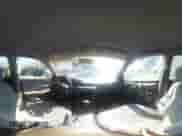 1999 Toyota Camry LE z VIN 4T1BF28K2XU074964, wystawiony jako IAAI lot #43209741 z przebiegiem 220 823 mil mil oraz . Historia ofert i sprzedaży dostępna na DreamBid. Obrazek 19.
