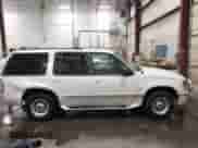 1998 Ford Explorer XLT с VIN 1FMZU35P6WZB26527, выставлен на аукционе IAAI как лот 42235991 с пробегом 215 020 миль миль и . История ставок и продаж доступна на DreamBid. Изображение 14.