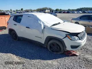 2018 Jeep Compass Sport z VIN 3C4NJCAB6JT151725, wystawiony jako IAAI lot #41215866 z przebiegiem 166 288 mil mil oraz . Historia ofert i sprzedaży dostępna na DreamBid. Obrazek 1.