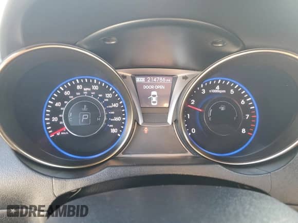 2013 Hyundai Genesis Coupe Track z VIN KMHHU6KJ1DU094187, wystawiony jako Copart lot #84583665 z przebiegiem 214 786 mil mil oraz Szkoda całkowita • Salvage title. Historia ofert i sprzedaży dostępna na DreamBid. Obrazek 9.