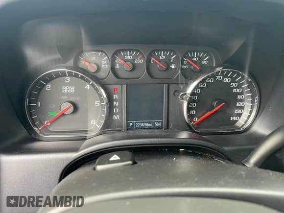 2016 Chevrolet Silverado 1500 Work Truck z VIN 3GCUKNEC5GG109149, wystawiony jako Copart lot #89544865 z przebiegiem 223 698 mil mil oraz Czysty tytuł • Clean title. Historia ofert i sprzedaży dostępna na DreamBid. Obrazek 8.