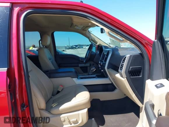 2020 Ford F-150 XL с VIN 1FTEW1EP3LKD60601, выставлен на аукционе IAAI как лот 41974475 с пробегом 100 861 миль миль и . История ставок и продаж доступна на DreamBid. Изображение 5.