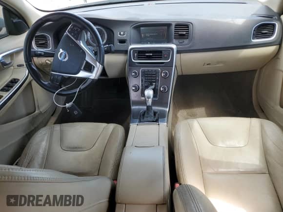 2013 Volvo S60 T5 Premier с VIN YV1612FS4D2202047, выставлен на аукционе Copart как лот 70531325 с пробегом 125 776 миль миль и Списание • Salvage title. История ставок и продаж доступна на DreamBid. Изображение 8.