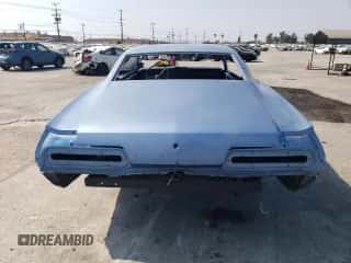 1967 Chevrolet Impala с VIN 168877J149719, выставлен на аукционе Copart как лот 71652484 с пробегом 38 801 миль миль и Списание • Salvage title. История ставок и продаж доступна на DreamBid. Изображение 6.