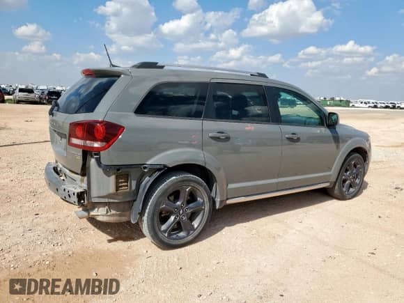 2019 Dodge Journey Crossroad with VIN 3C4PDCGG0KT763455, listed as a Copart auction lot 80092065 with 82,732 mi miles and Salvage title. Bid and sale history available at DreamBid. Image 3.