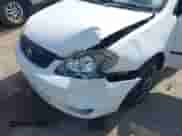 2004 Toyota Corolla CE z VIN 1NXBR32E94Z201284, wystawiony jako IAAI lot #42733984 z przebiegiem 255 300 mil mil oraz . Historia ofert i sprzedaży dostępna na DreamBid. Obrazek 6.