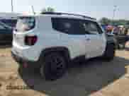 2018 Jeep Renegade Latitude with VIN ZACCJABBXJPH69227, listed as a Copart auction lot 68416925 with 95,962 mi miles and Salvage title. Bid and sale history available at DreamBid. Image 3.
