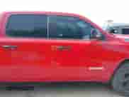 2023 Ram 1500 Big Horn z VIN 1C6RREFT1PN511605, wystawiony jako IAAI lot #41941677 z przebiegiem 38 051 mil mil oraz . Historia ofert i sprzedaży dostępna na DreamBid. Obrazek 13.