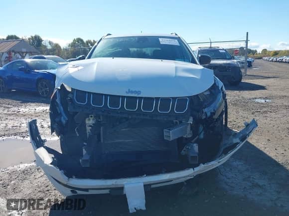 2022 Jeep Compass Latitude с VIN 3C4NJDBB3NT176785, выставлен на аукционе IAAI как лот 43361631 с пробегом 22 928 миль миль и . История ставок и продаж доступна на DreamBid. Изображение 12.
