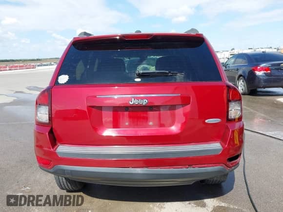 2014 Jeep Compass Latitude with VIN 1C4NJCEB4ED651713, listed as a IAAI auction lot 43305790 with 139,289 mi miles and . Bid and sale history available at DreamBid. Image 16.