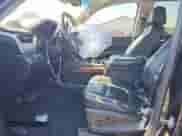 2019 Chevrolet Suburban Premier с VIN 1GNSKJKC2KR321124, выставлен на аукционе Copart как лот 81061875 с пробегом 90 068 миль миль и Списание • Salvage title. История ставок и продаж доступна на DreamBid. Изображение 7.