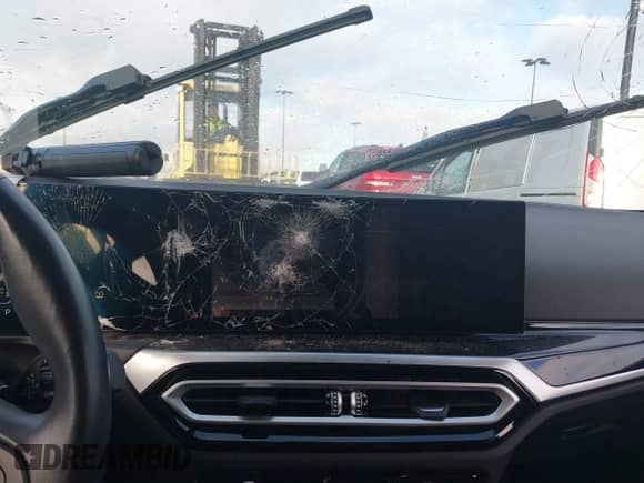 2023 BMW i4 eDrive35 with VIN WBY43AW02PFP50656, listed as a IAAI auction lot 41776504 with 18,024 mi miles and . Bid and sale history available at DreamBid. Image 18.