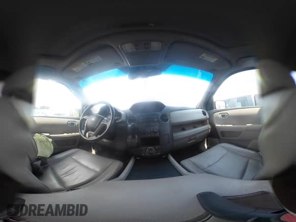 2014 Honda Pilot EX-L with VIN 5FNYF4H78EB021617, listed as a IAAI auction lot 43011573 with 205,499 mi miles and . Bid and sale history available at DreamBid. Image 19.