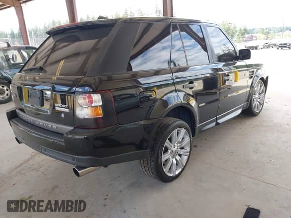 2007 Land Rover Range Rover Sport SC z VIN SALSH23497A110098, wystawiony jako IAAI lot #42524882 z przebiegiem 125 065 mil mil oraz . Historia ofert i sprzedaży dostępna na DreamBid. Obrazek 4.