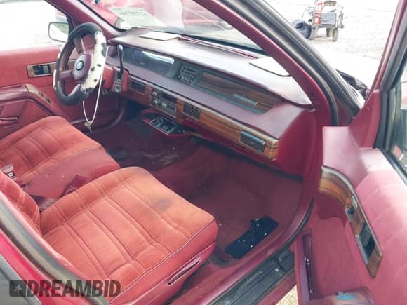 1992 Chevrolet Lumina with VIN 2G1WL54TXN1151435, listed as a IAAI auction lot 42739746 with 120,622 mi miles and . Bid and sale history available at DreamBid. Image 5.