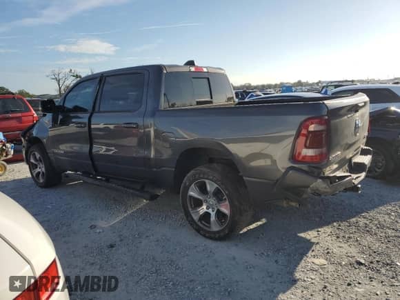 2024 Ram 1500 Laramie z VIN 1C6SRFJT3RN197781, wystawiony jako Copart lot #71400205 z przebiegiem 20 712 mil mil oraz Nie do naprawy • Non repairable. Historia ofert i sprzedaży dostępna na DreamBid. Obrazek 2.