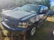 2010 Chevrolet Suburban LS с VIN 1GNUKHE32AR291666, выставлен на аукционе IAAI как лот 41886401 с пробегом Не указан миль и . История ставок и продаж доступна на DreamBid. Изображение 6.
