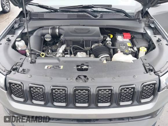 2023 Jeep Compass Latitude Lux с VIN 3C4NJDFN7PT558387, выставлен на аукционе IAAI как лот 43028238 с пробегом 19 083 миль миль и . История ставок и продаж доступна на DreamBid. Изображение 10.