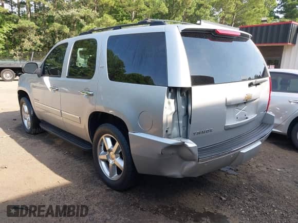 2010 Chevrolet Tahoe LTZ с VIN 1GNUKCE0XAR210860, выставлен на аукционе IAAI как лот 42580123 с пробегом 186 125 миль миль и . История ставок и продаж доступна на DreamBid. Изображение 3.