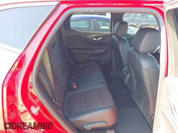 2021 Chevrolet Blazer RS с VIN 3GNKBKRS3MS566873, выставлен на аукционе IAAI как лот 42682983 с пробегом 86 068 миль миль и . История ставок и продаж доступна на DreamBid. Изображение 8.