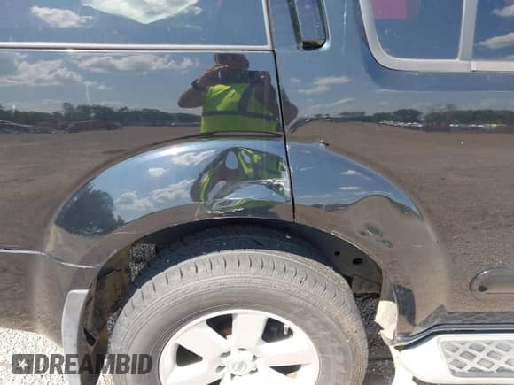 2011 Nissan Pathfinder Silver with VIN 5N1AR1NB7BC625261, listed as a IAAI auction lot 42969475 with 166,485 mi miles and . Bid and sale history available at DreamBid. Image 20.