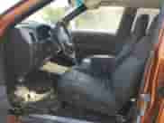 2007 Chevrolet Colorado 1LT z VIN 1GCCS13E278120236, wystawiony jako Copart lot #80133065 z przebiegiem 191 972 mil mil oraz Czysty tytuł • Clean title. Historia ofert i sprzedaży dostępna na DreamBid. Obrazek 7.