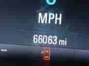 2017 Chevrolet Camaro 1LS z VIN 1G1FA1RXXH0148867, wystawiony jako IAAI lot #43126755 z przebiegiem 66 063 mil mil oraz . Historia ofert i sprzedaży dostępna na DreamBid. Obrazek 16.