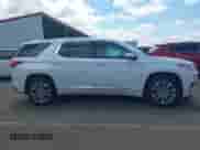 2021 Chevrolet Traverse Premier z VIN 1GNEVKKWXMJ124871, wystawiony jako IAAI lot #43177918 z przebiegiem 102 504 mil mil oraz . Historia ofert i sprzedaży dostępna na DreamBid. Obrazek 13.