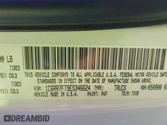 2014 Ram 1500 Express z VIN 1C6RR7FT9ES346624, wystawiony jako IAAI lot #43388714 z przebiegiem 232 412 mil mil oraz . Historia ofert i sprzedaży dostępna na DreamBid. Obrazek 9.