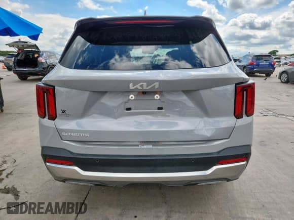 2024 Kia Sorento SX with VIN 5XYRK4JF4RG291735, listed as a Copart auction lot 84024265 with 17,205 mi miles and Salvage title. Bid and sale history available at DreamBid. Image 6.