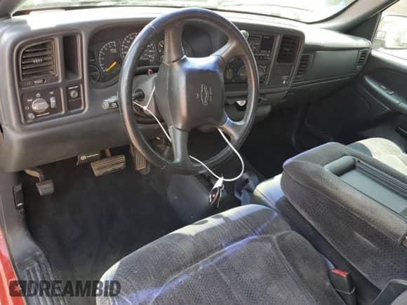 1999 Chevrolet Silverado 1500 LT with VIN 1GCEK14T7XE107926, listed as a Copart auction lot 67799865 with 156,920 mi miles and Salvage title. Bid and sale history available at DreamBid. Image 8.