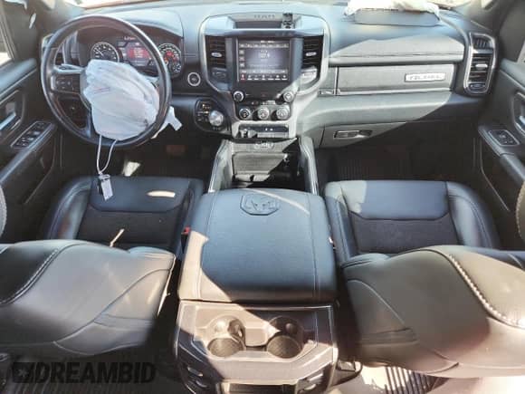 2021 Ram 1500 Rebel z VIN 1C6SRFET5MN627264, wystawiony jako Copart lot #86267315 z przebiegiem 56 225 mil mil oraz Szkoda całkowita • Salvage title. Historia ofert i sprzedaży dostępna na DreamBid. Obrazek 8.