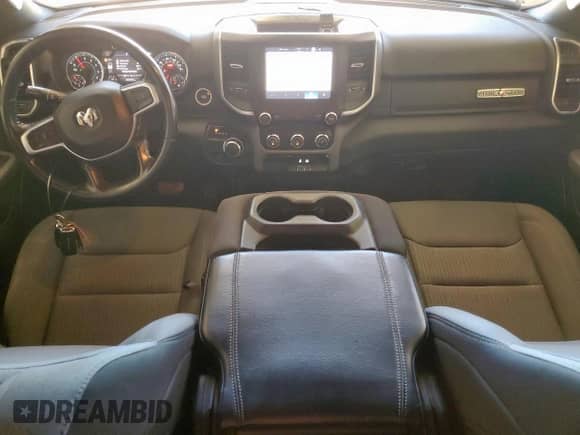 2022 Ram 1500 Big Horn с VIN 1C6RREBGXNN398744, выставлен на аукционе Copart как лот 63469075 с пробегом 83 294 миль миль и Чистый • Clean title. История ставок и продаж доступна на DreamBid. Изображение 8.