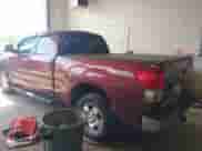 2008 Toyota Tundra Limited z VIN 5TFBV58168X053650, wystawiony jako IAAI lot #42515155 z przebiegiem 183 461 mil mil oraz . Historia ofert i sprzedaży dostępna na DreamBid. Obrazek 3.